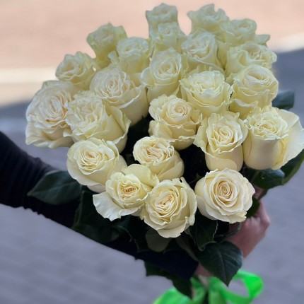 Букет из белых роз - купить с доставкой в по Ямному